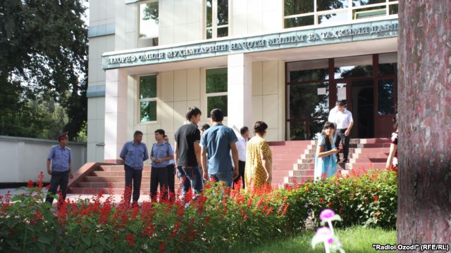 Students gather to protest at the Ministry of Education in Dushanbe, Tajikistan on 30 August, 2012.